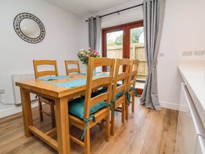 Dining - Ladybird Rest (Bideford)