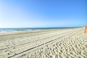 Apartment (0 Bedroom) | Interior - Walk to Shore: Ocean-view Retreat in Myrtle Beach! (Myrtle Beach)