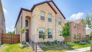 Nhà (4 Bedrooms) | Nội thất