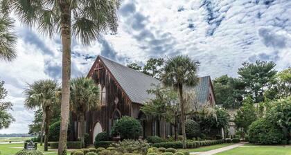 1 Mi to Dtwn Bluffton: Historic District Retreat