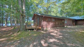 House (1 Bedroom) | Interior