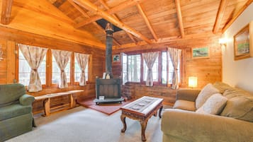 ุงูู
ูุดุฃุฉ ู
ู ุงูุฏุงุฎู