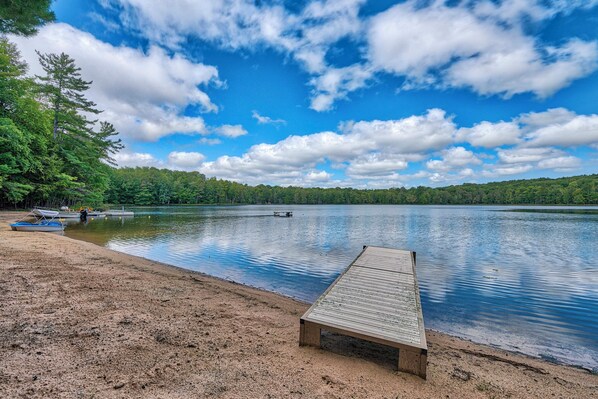 House (2 Bedrooms) | Interior - Steps to Beach: Lake Cabin Retreat in Levering! (Levering)