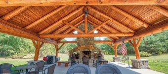 Steps to Beach: Lake Cabin Retreat in Levering!
