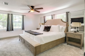 House (4 Bedrooms) | Interior