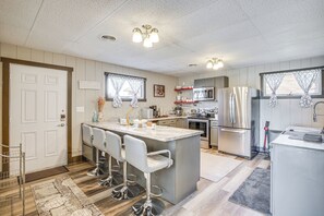 House (1 Bedroom) | Interior