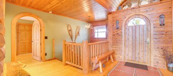Deck + Beach Access: Lakefront Cabin in Levering!