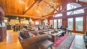 House (4 Bedrooms) | Front of property