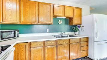 Cottage (3 Bedrooms) | Interior