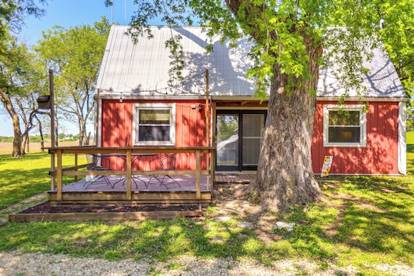 Cottage (3 Bedrooms) | Front of property