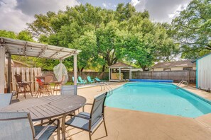 House (3 Bedrooms) | Front of property