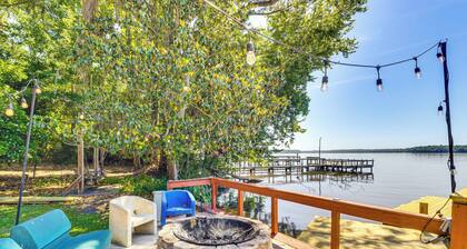 Steps to Lake Talquin: Tranquil Cabin w/ Deck