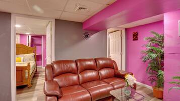 Apartment (1 Bedroom) | Interior