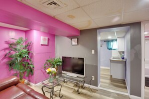 Apartment (1 Bedroom) | Interior