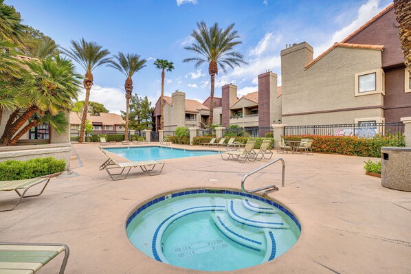 Apartment (2 Bedrooms) | Interior - 5 Mi to Las Vegas Strip: Condo w/ Community Perks! (Las Vegas)
