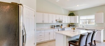 Mtn Views: Spacious Family Home in Casa Grande!