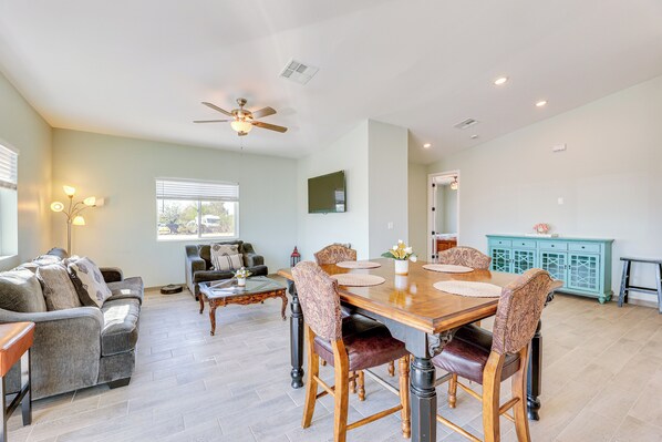 Huis (4 Bedrooms) | Dineren