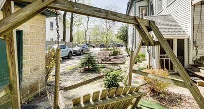 Explore Dtwn, Parks & Colleges: Cozy Worcester Apt