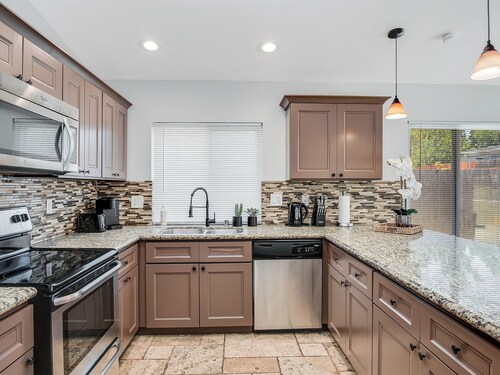 4 bedroom Encanto family home