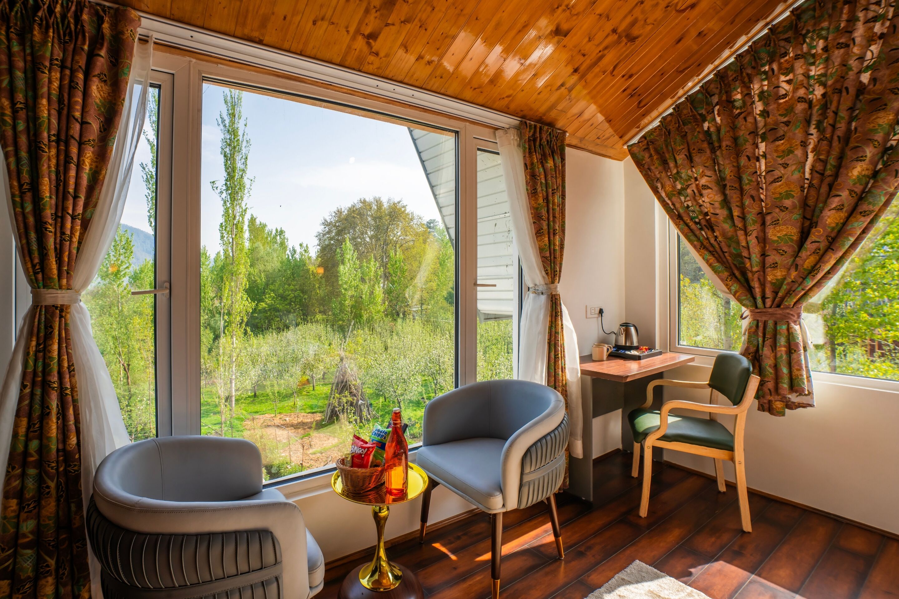 King Room | Garden view