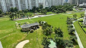 Apartment, 1 Bedroom, Accessible, Smoking | Property grounds