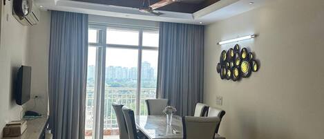 غرفة لتناول الطعام