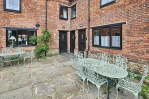 Outdoor dining - Host & Stay | West Barn (Toftrees)