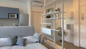 1 多间卧室、办公桌、熨斗/熨衣板、WiFi