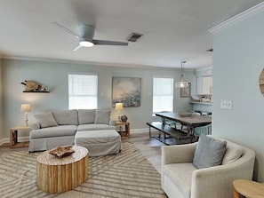 Smart TV, fireplace, DVD player