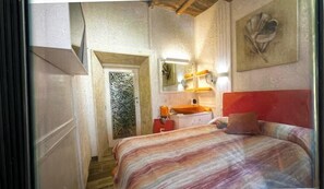 2 Schlafzimmer, Schreibtisch, Bügeleisen/Bügelbrett, kostenloses WLAN