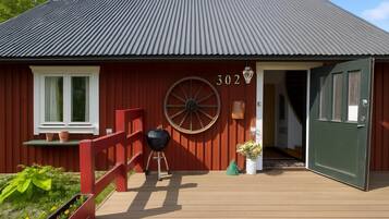 Standard House, Multiple Bedrooms (Charming Swedish Summer Cottage) | Bahagian luar