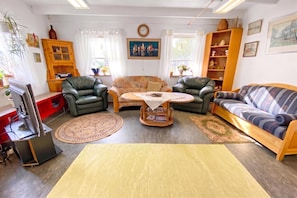 Standard House, 1 Bedroom, Microwave (Charming Swedish Forest Cottage) | Living area | Smart TV - Charming Swedish Forest Cottage Motala (Motala)