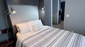 2 bedrooms, iron/ironing board, WiFi (free), bed sheets