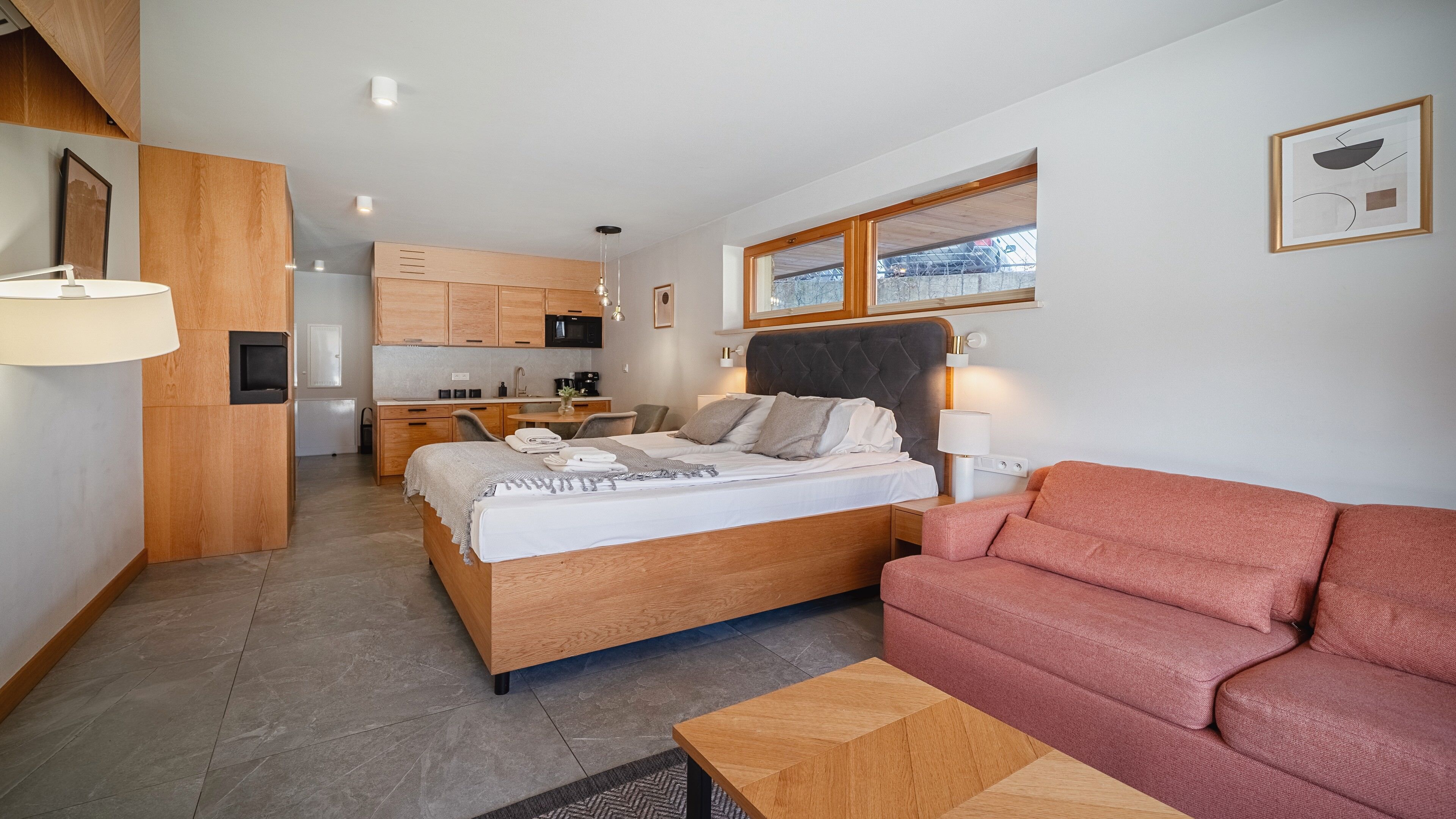 Studio | Living area