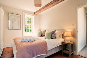 2 chambres, Wi-Fi gratuit, draps fournis
