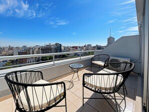 Apartamento, vários quartos, acessível, para fumantes | Sacada