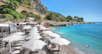 Holiday Resort Balzi Rossi