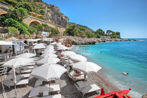 Holiday Resort Balzi Rossi