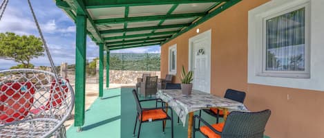 Familienhaus, Mehrere Schlafzimmer, Bergseite (Island Top Sea View Estate 4) | Terrasse/Patio