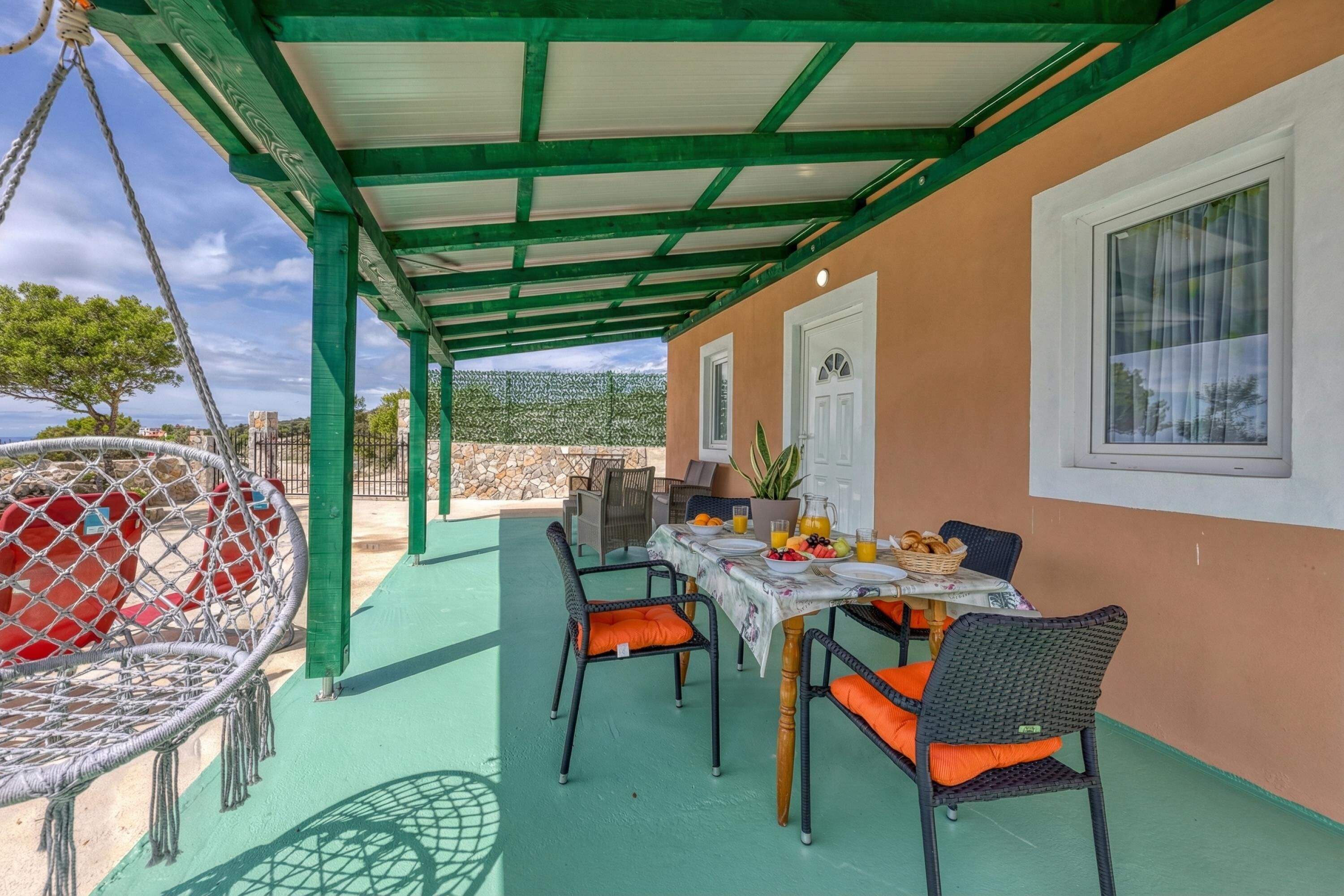 Family House, Multiple Bedrooms, Mountainside (Island Top Sea View Estate 4) | Terrace/patio