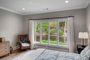 3 bedrooms, individually decorated, individually furnished, bed sheets