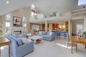 Maison, plusieurs lits, cuisine, vue piscine (10 Red Cardinal) | Cuisine privée | Cafetière/bouilloire, tables à manger