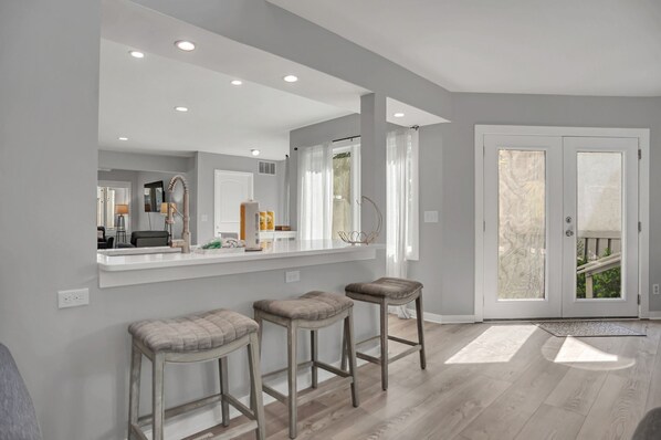 Maison, Plusieurs lits, accès à la piscine, vue sur le jardin (8 Windjammer Court) | Hall