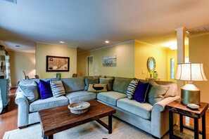 Interior - 9 Pine Court at The Sea Pines Resort (Hilton Head Island)