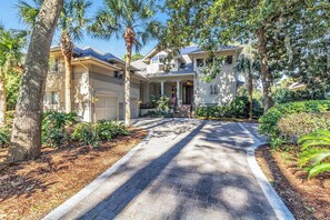 Exterior - 8 West Beach Lagoon at The Sea Pines Resort (Hilton Head Island)