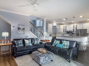 House, Multiple Beds, Kitchen, Garden View (5 Genoa Court) | Living area | 42-inch flat-screen TV with digital channels