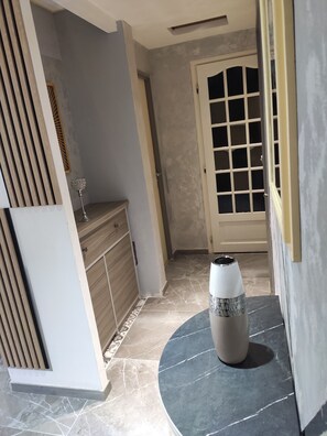 Interior - Bright apartment near Collioure, in a quiet residence (Port-Vendres)