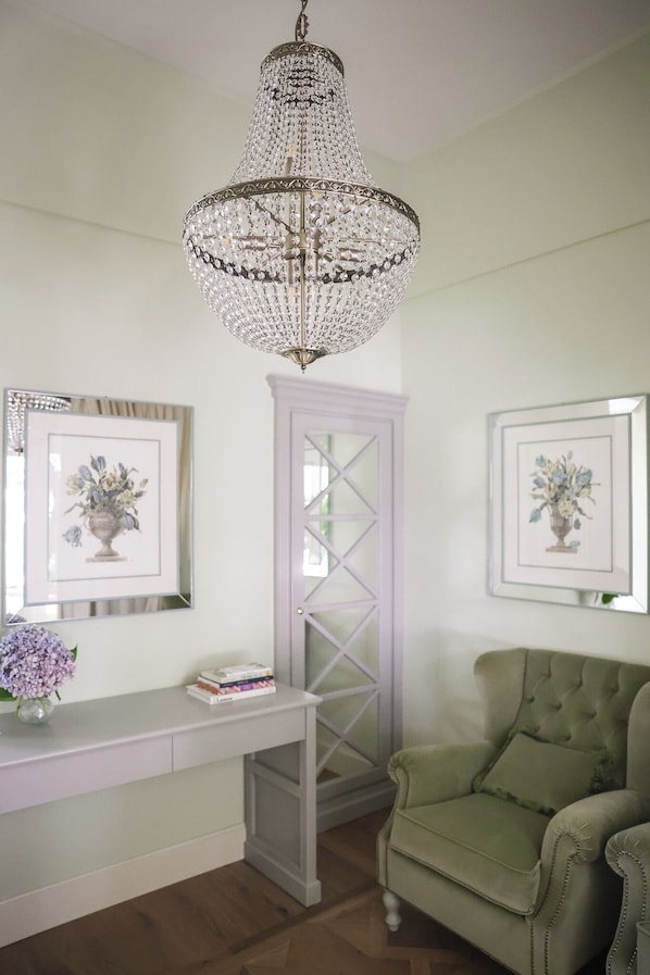Junior Suite | Living area