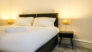 1 bedroom, iron/ironing board, travel crib, WiFi