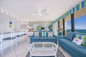 Condo, 3 Bedrooms | Interior